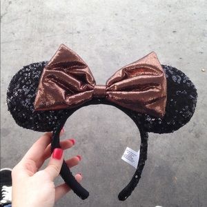 Black and Gold Sequence Minnie Mouse Ears